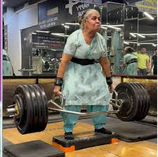 The "Weightlifting Mummy" Roshini Devi Holds 110 kg