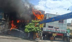 Shopping Complex Catches Fire in Hyderabad 