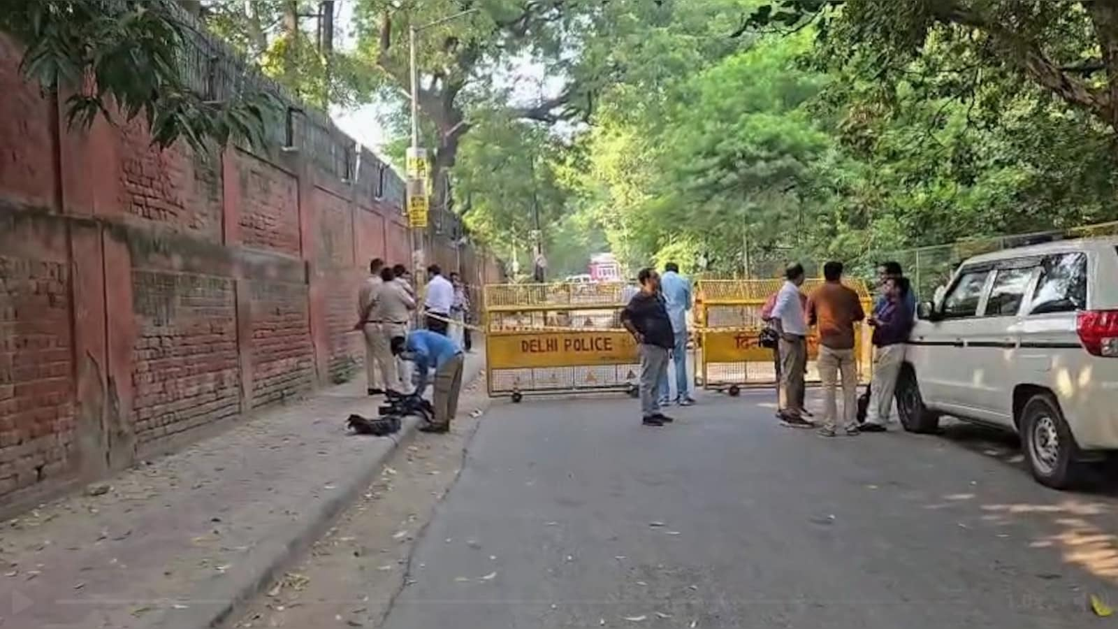 Teen Gang Raped in Delhi, Accused posing as Cops arrested