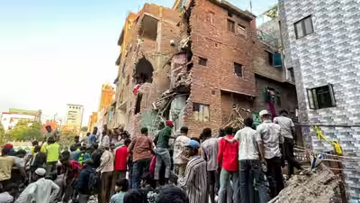 Seemapuri Building Collapse: 3 Dead, 8 Rescued in Delhi