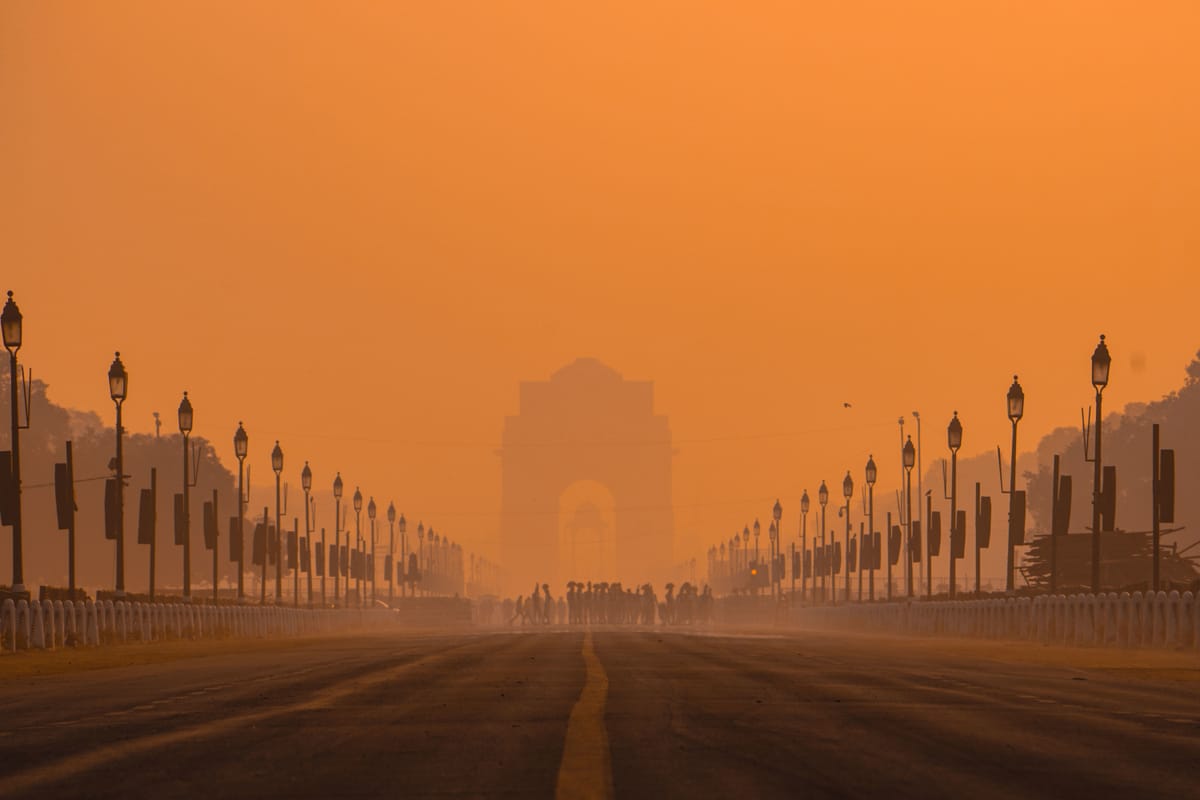 Delhi Air Now 'Hazardous': AQI Of 400 Poses Critical Risk To All Residents, Doctors warn.