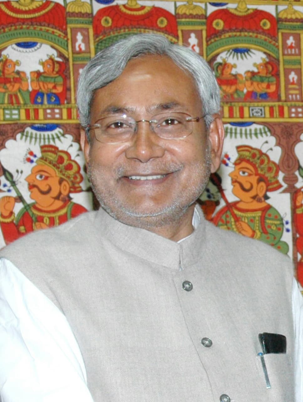 “Sushasan Babu Steps Down: Nitish Kumar Resigns as MLC, Race for Next CM Begins”