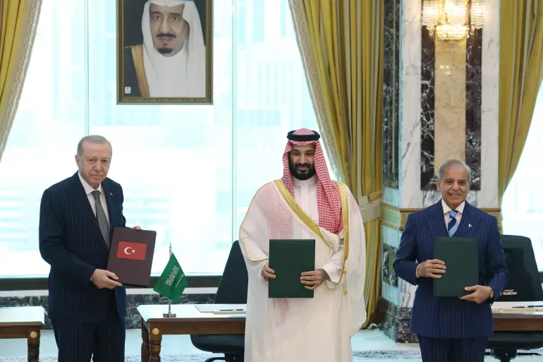 Iran Issues Stark Warning To Saudi Arabia On Turkey-Pakistan Pact