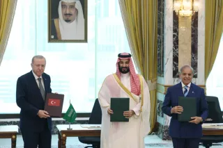 Turkey, Saudi Arabia and Pakistan leaders at the defence pact signing