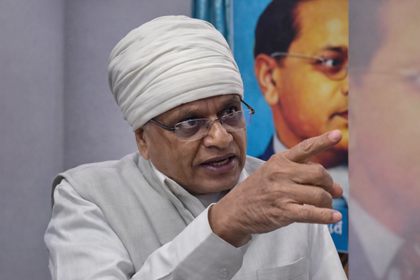 Congress MLA Phool Singh's Remarks on Women Faces Backlash 