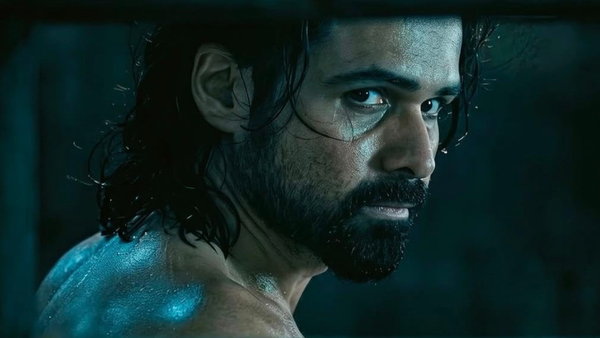 Emraan Hashmi in Awarapan 2