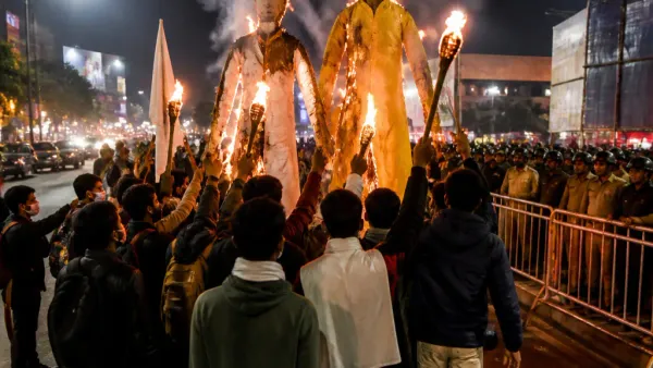 Soren, Rahul Gandhi effigies burnt during Jharkhand protest 