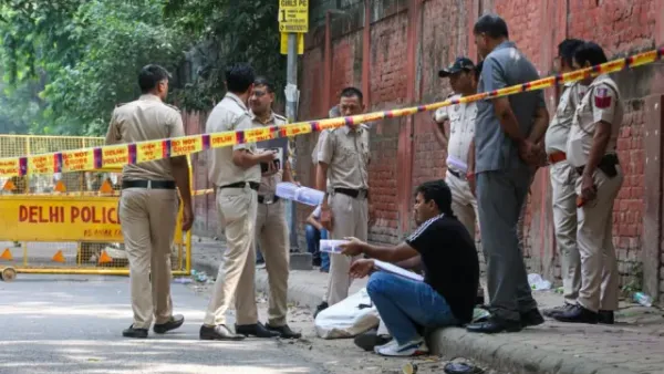 Teen Gang Raped in Delhi, Accused posing as Cops Arrested 